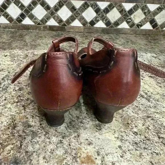 Pikolinos Women’s Size 37 Cuba T-Strap Mary Jane Pumps Heels Brown Leather - Picture 2 of 9